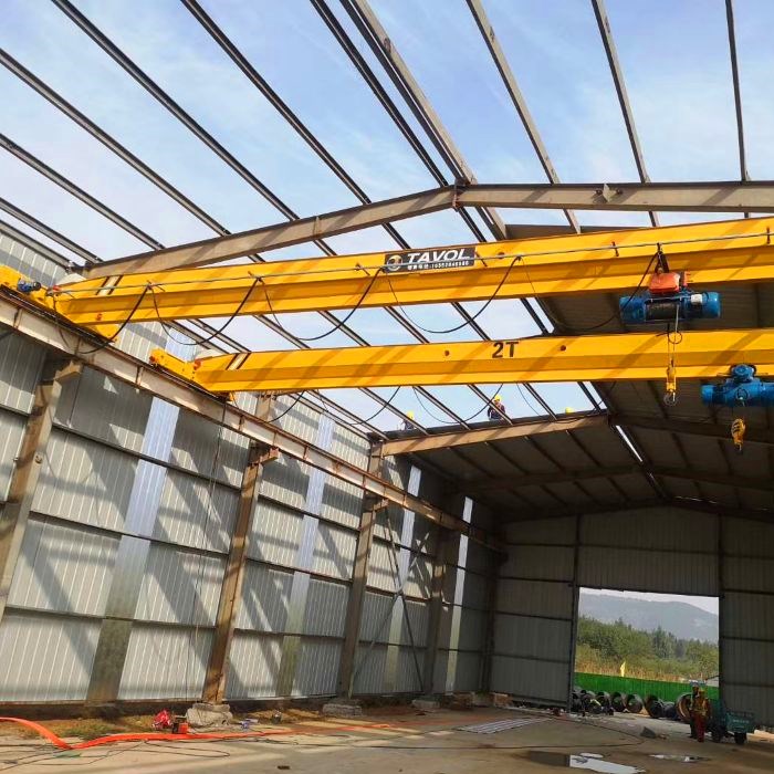 Universal Model Single Girder Overhead Crane for Sale