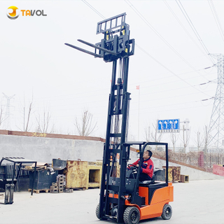 China 4 Wheel Electric Forklift avec Curtis Controller Fabricants