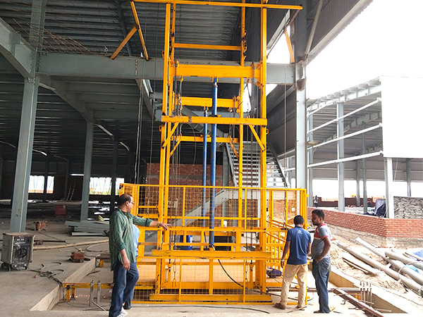 Tavol Model of 1.5t Cargo Lift shipping to Philippines